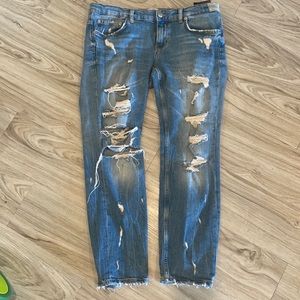 Zara jeans size 6